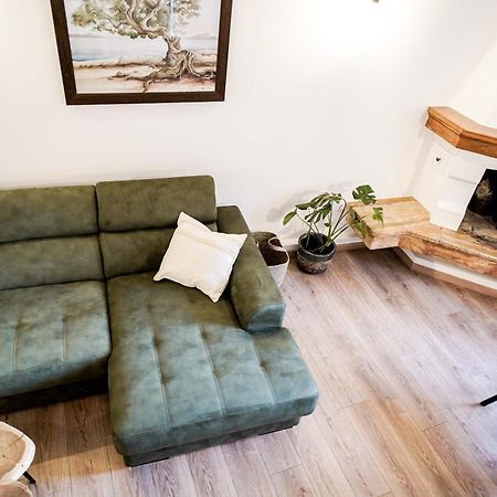 Apartment Rocco Rovigno Esterno foto